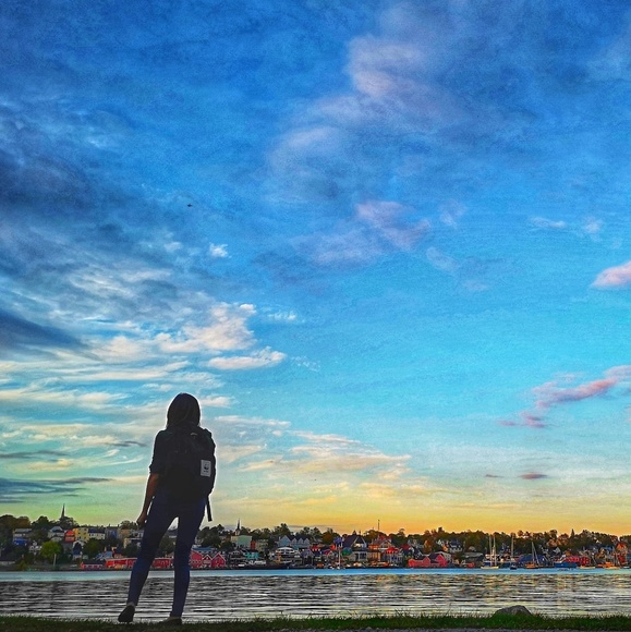 Meet your Posher, Kathy - Picture 1 of 1